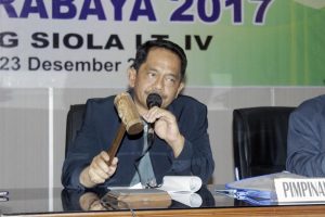 foto ketua koni surabaya pimpin rapat anggota tahunan (rat) 2017