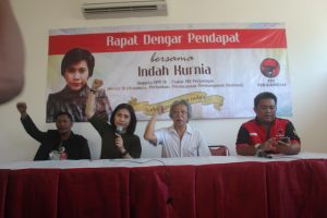 foto - indah kurnia gelar dengar pendapat bersama kader partai