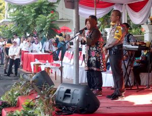 foto wali kota surabaya bersama ketua dprd dan kapolrestabes